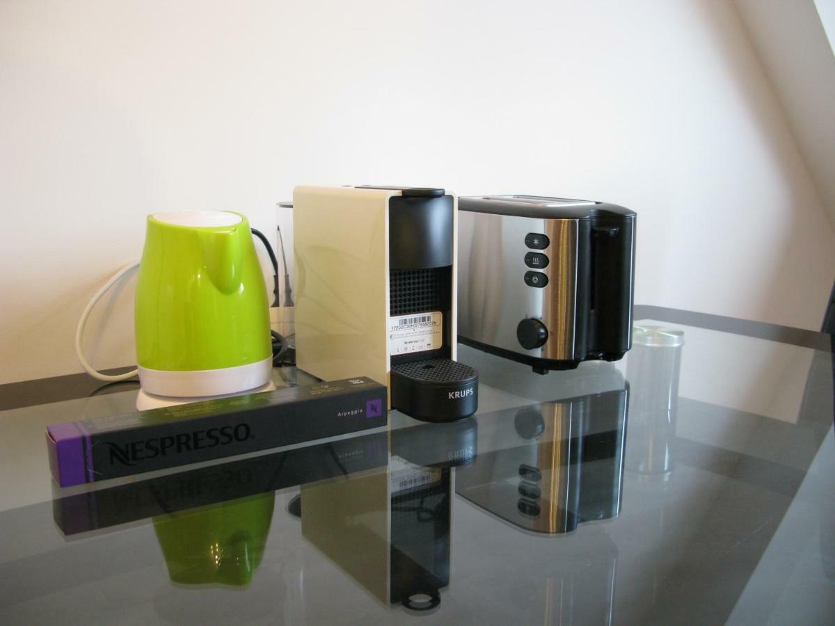 Messe-/Ferienwohnung ニュルンベルク エクステリア 写真